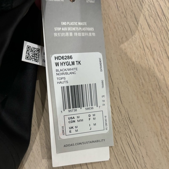 Adida Cut Out Top - Picture 4 of 4